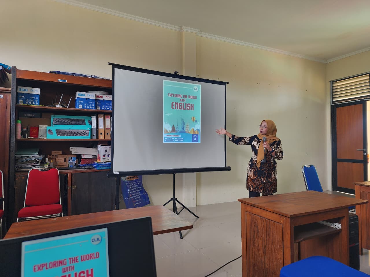 Kegiatan Pengabdian Masyarakat  di SMP N 18 Surakarta